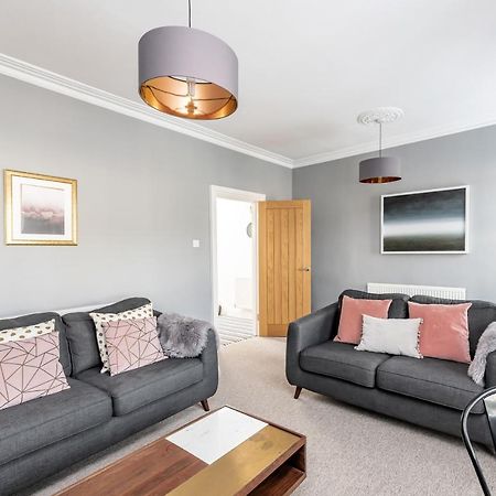 Modern & Spacious 2 Bedroom Maisonette Bath Exterior photo